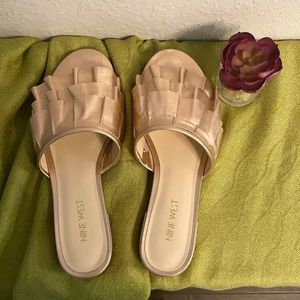 EUC NINE WEST blush metallic flat slides 7M